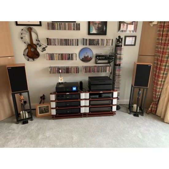 Castle Windsor Earl Fully welded Open Frame Speaker Stands